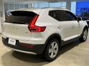 ＸＣ４０ プラス　Ｂ３　当社試乗車　Ｇｏｏｇｌｅカー　パノラマサンルーフ　クライメートパッケージ　ダークティンテッドガラス　電動メモリーシート　シートヒーター　９インチタッチスクリーン　バックカメラ　アラウンドビューＥＴＣ（6枚目）