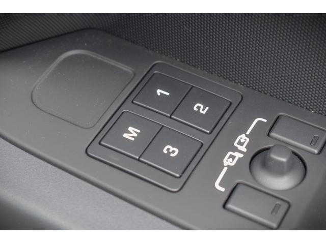 ディフェンダー １１０Ｘ　Ｄ３００　２０インチサテングレー５０９４　ブラックエクステリアパック　コンフォート＆コンビニエンスパック　コールドクライメートパック　３ゾーンクライメートコントロール　プライバシーガラス　エアクオリティセンサー（25枚目）