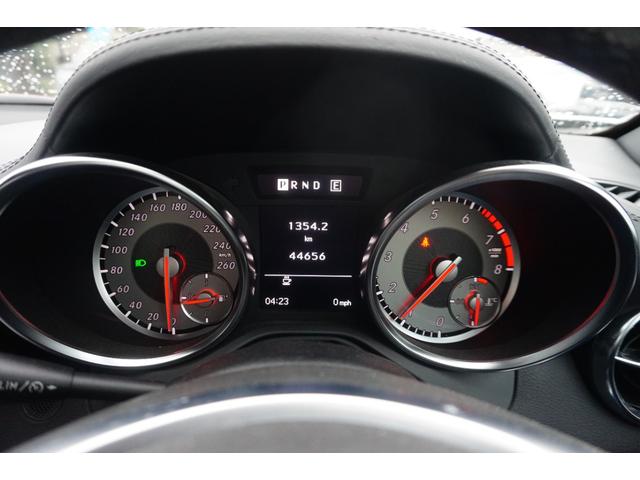 ＳＬＫ ＳＬＫ２００ブルーエフィシェンシー　１オーナー　検６／１０　走行４．７万ｋｍ　ＴＶ　ナビ　ＥＴＣ　赤革　前後ドラレコ　評価４点（56枚目）