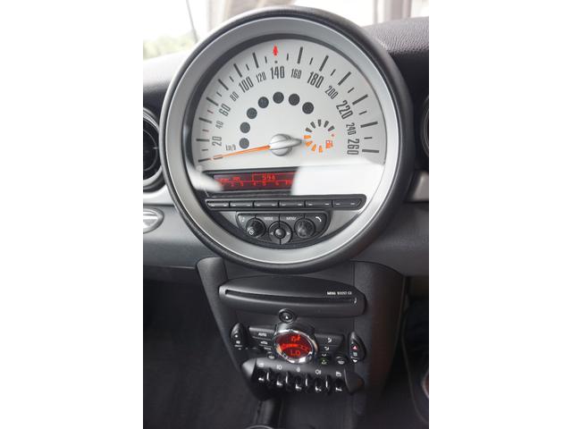 ＭＩＮＩ クーパー　走行３．３万ｋｍ　ＥＴＣ　禁煙　評価４点（14枚目）