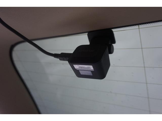 V60 オーシャンレース・エディション 走行4.2万km TV ナビ ETC 白革 ドラレコ 禁煙 記録簿 評価4点(54枚目)