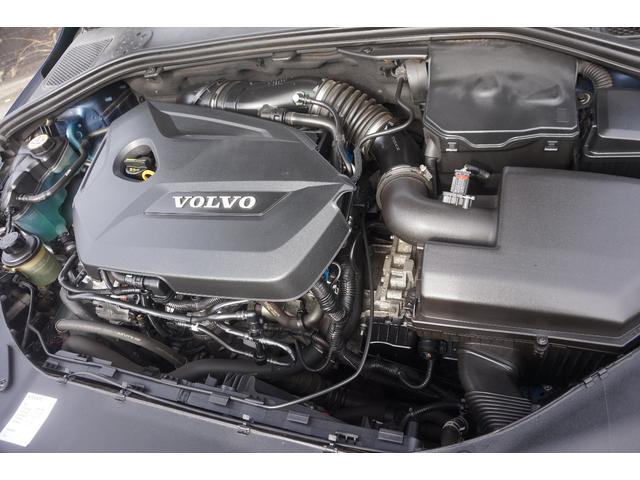 Ｖ６０ オーシャンレース・エディション　走行５．６万ｋｍ　ＴＶ　ナビ　ＥＴＣ　Ｂカメラ　革　ドラレコ　禁煙　記録簿　評価４点（6枚目）