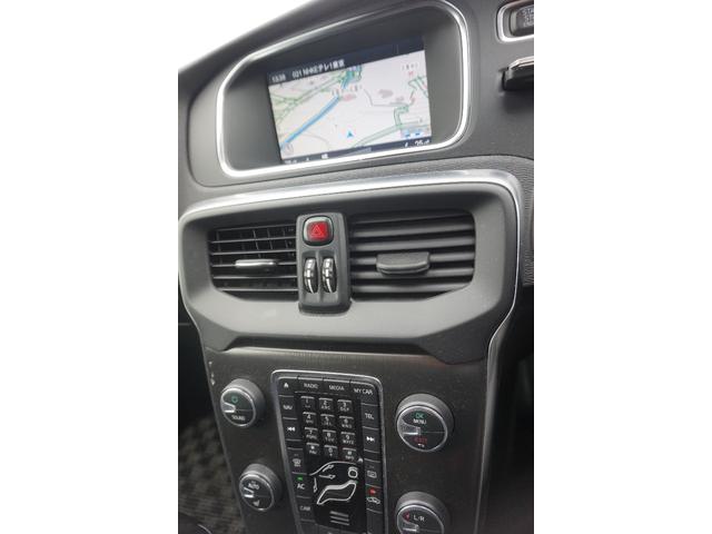 V40 T4 検8/10 走行5.8万km TV ナビ ETC Bカメラ 禁煙 記録簿 評価4点(14枚目)