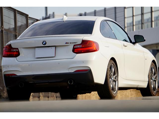 ２シリーズ Ｍ２３５ｉクーペ　６ＭＴ　検９／１１　走行５．７万ｋｍ　ナビ　ＥＴＣ　Ｂカメラ　黒革　ドラレコ　禁煙　記録簿　評価４．５点（7枚目）