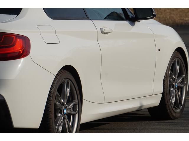 ２シリーズ Ｍ２３５ｉクーペ　６ＭＴ　検９／１１　走行５．７万ｋｍ　ナビ　ＥＴＣ　Ｂカメラ　黒革　ドラレコ　禁煙　記録簿　評価４．５点（33枚目）