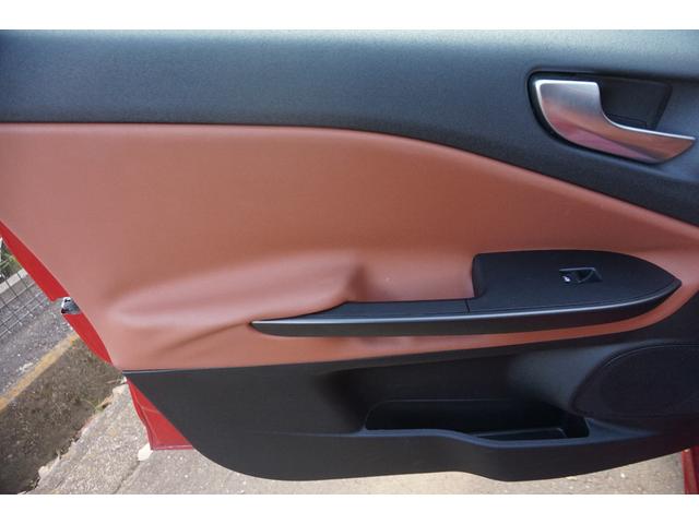 ジュリエッタ スポルティーバ 走行5.3万km TV ナビ ETC Bカメラ 茶革 ドラレコ 禁煙 記録簿 評価4点(49枚目)