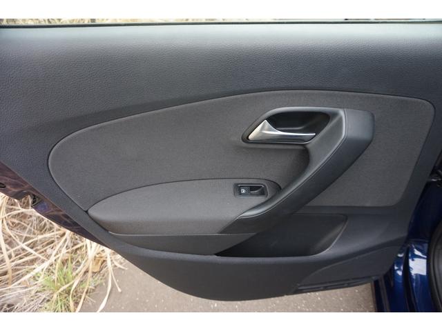 ポロ TSIハイライン 検8/6 走行4.1万km TV ナビ ETC Bカメラ ドラレコ 禁煙 記録簿 評価4点(45枚目)