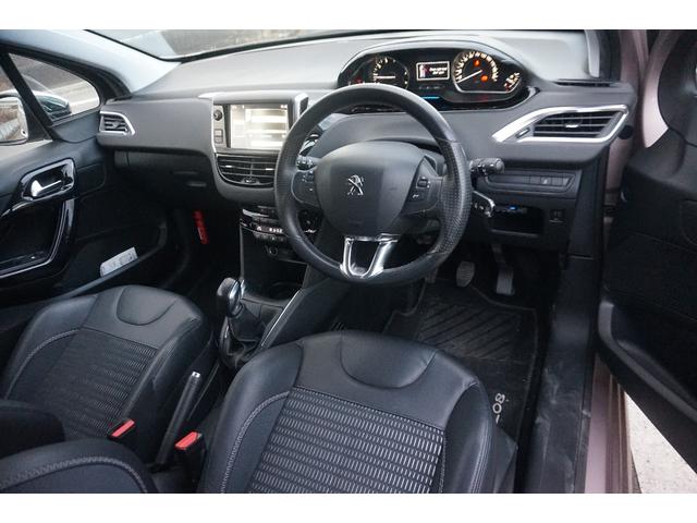 ２０８ 　走行６．５万ｋｍ　５速ＭＴ　ＥＴＣ　禁煙　記録簿　評価４点（5枚目）