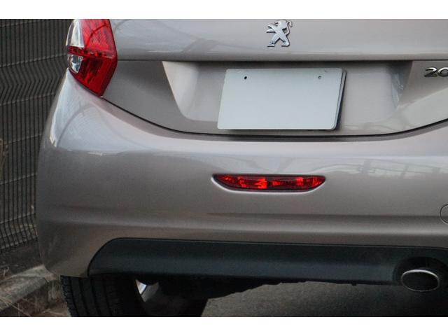 ２０８ 　走行６．５万ｋｍ　５速ＭＴ　ＥＴＣ　禁煙　記録簿　評価４点（22枚目）