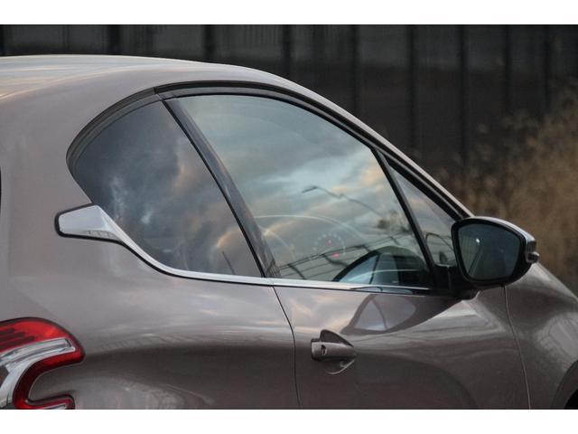 ２０８ 　走行６．５万ｋｍ　５速ＭＴ　ＥＴＣ　禁煙　記録簿　評価４点（23枚目）