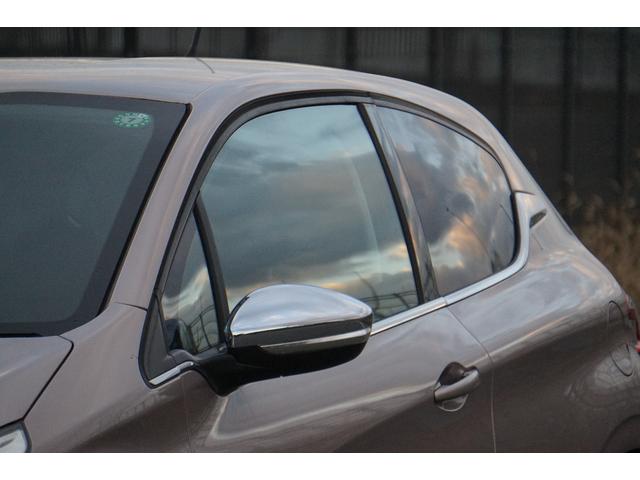 ２０８ 　走行６．５万ｋｍ　５速ＭＴ　ＥＴＣ　禁煙　記録簿　評価４点（32枚目）