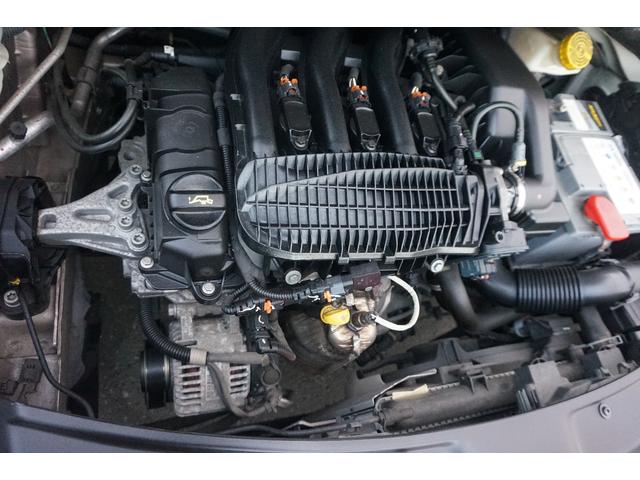 ２０８ 　走行６．５万ｋｍ　５速ＭＴ　ＥＴＣ　禁煙　記録簿　評価４点（35枚目）