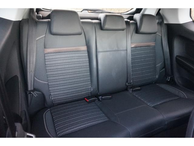 ２０８ 　走行６．５万ｋｍ　５速ＭＴ　ＥＴＣ　禁煙　記録簿　評価４点（42枚目）