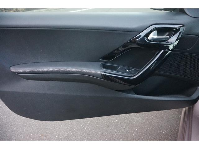 ２０８ 　走行６．５万ｋｍ　５速ＭＴ　ＥＴＣ　禁煙　記録簿　評価４点（45枚目）