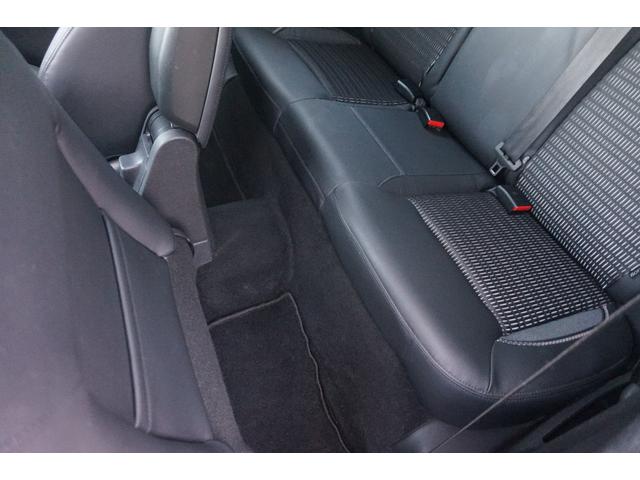 ２０８ 　走行６．５万ｋｍ　５速ＭＴ　ＥＴＣ　禁煙　記録簿　評価４点（46枚目）