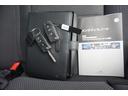 ＴＳＩトレンドラインプレミアムエディション　１オーナー　検９／１　走行１．６万ｋｍ　ナビ　ＥＴＣ　Ｂカメラ　禁煙　記録簿　評価４点（19枚目）