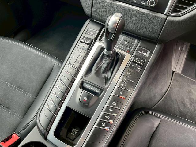 PORSCHE MACAN MACAN GTS