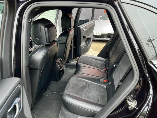 PORSCHE MACAN MACAN GTS