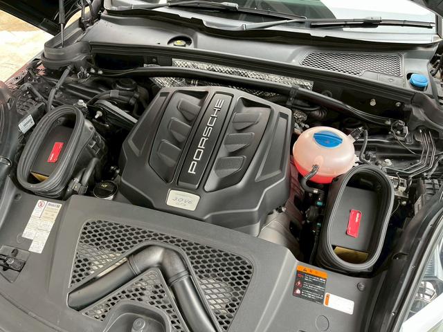 PORSCHE MACAN MACAN GTS