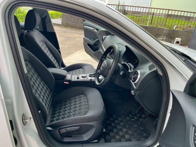 Ａ３ スポーツバック１．４ＴＦＳＩ　正規Ｄ車　黒インテリア　ＭＭＩナビゲーション　地デジ　Ｂカメラ＆パーキングエイド　コンビニエンスＰＫＧ　アドバンスドキー　バイキセノンＨＬ　ＡＣＣ　純正１６ＡＷ　禁煙（15枚目）