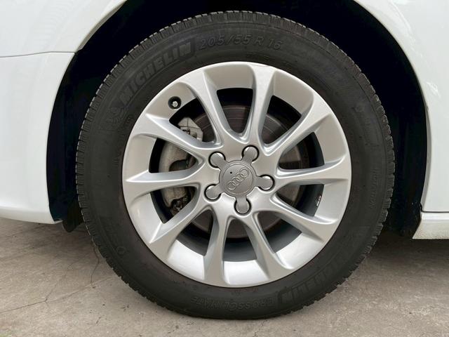 Ａ３ スポーツバック１．４ＴＦＳＩ　正規Ｄ車　黒インテリア　ＭＭＩナビゲーション　地デジ　Ｂカメラ＆パーキングエイド　コンビニエンスＰＫＧ　アドバンスドキー　バイキセノンＨＬ　ＡＣＣ　純正１６ＡＷ　禁煙（32枚目）