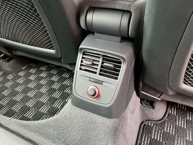 Ａ３ スポーツバック１．４ＴＦＳＩ　正規Ｄ車　黒インテリア　ＭＭＩナビゲーション　地デジ　Ｂカメラ＆パーキングエイド　コンビニエンスＰＫＧ　アドバンスドキー　バイキセノンＨＬ　ＡＣＣ　純正１６ＡＷ　禁煙（41枚目）