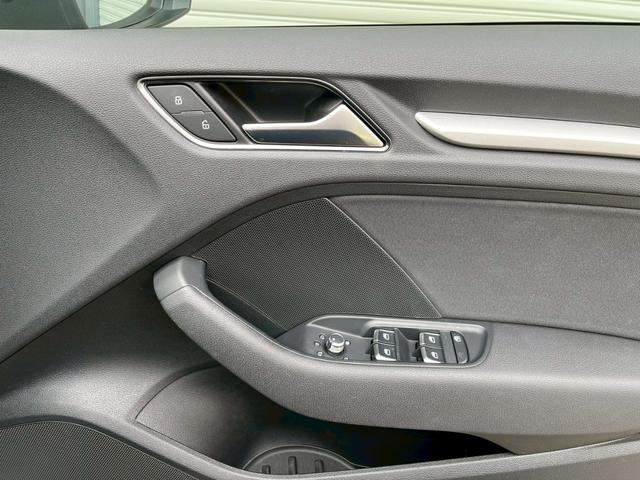 Ａ３ スポーツバック１．４ＴＦＳＩ　正規Ｄ車　黒インテリア　ＭＭＩナビゲーション　地デジ　Ｂカメラ＆パーキングエイド　コンビニエンスＰＫＧ　アドバンスドキー　バイキセノンＨＬ　ＡＣＣ　純正１６ＡＷ　禁煙（42枚目）