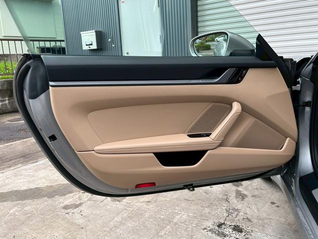 911 911カレラS 水平対向6気筒ツインターボ 8速PDK ベージュ革 シートヒーター PCMナビ 全周C&PAS クルコン LEDヘッドライト 電格ミラー スポーツエグゾースト PASM&PTVプラス 赤キャリパー 純正20/21インチAW 禁煙(44枚目)