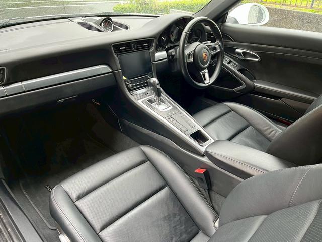 911 911カレラS 後期型 右H 水平対向6気筒ツインターボ 7速PDK スポーツクロノPKG 黒革 シートヒーター PCMナビ地デジ Bカメラ&PAS LEDヘッドライト エントリーD PASM PTVプラス 赤キャリパー 純正20インチAW 禁煙(3枚目)