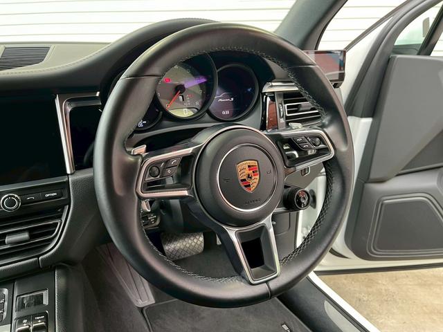 PORSCHE MACAN MACAN S