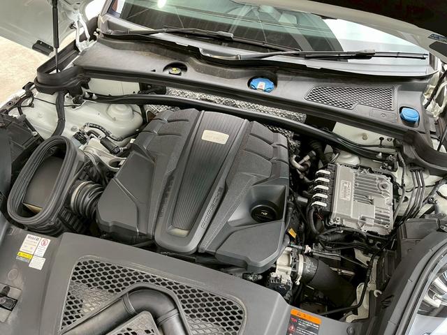 PORSCHE MACAN MACAN S