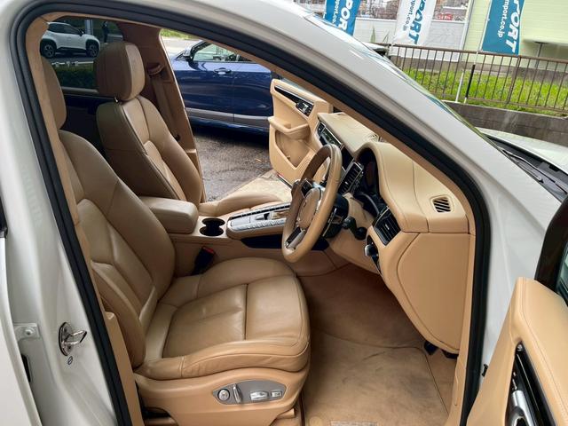 お問い合わせ頂いたお客様には、メールまたは宅配便にて、お見積もり・お写真お届けいたします