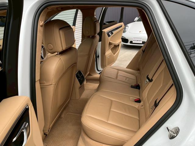 フリーダイヤル０１２０−４０−１８３３携帯電話からもお気軽にどうぞ