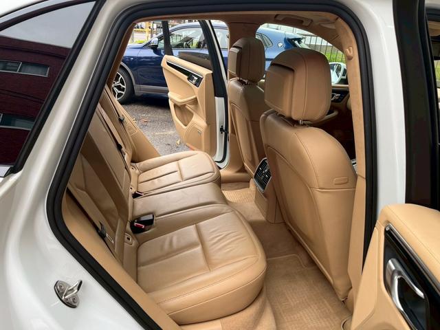 フル装備　ＡＢＳ　ＰＳＭ　ＳＲＳエアバッグ　ＰＡＳＭエアサス　ターボ専用エクステリア　スポーツクロノＰＫＧ