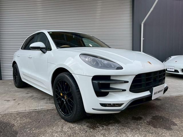 メモリー付１４Ｗａｙパワーシート　シートヒーター　ベンチレーター　バイキセノンヘッドライト（ＰＤＬＳ付）　ＬＥＤテールライト