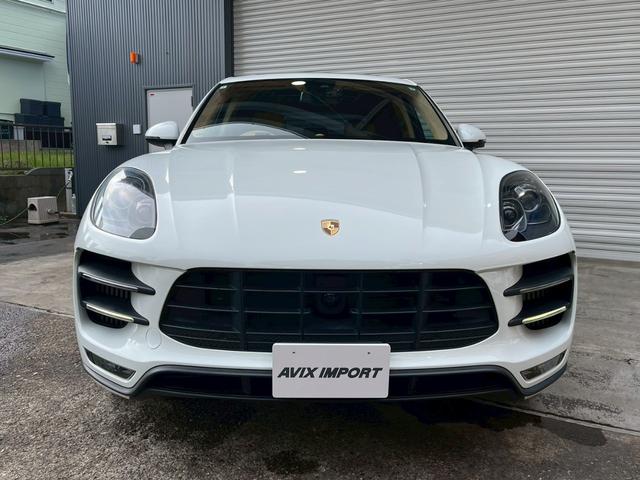 純正ナビ（ジュークボックス・地デジ・ＣＤ・ＤＶＤ・ＳＤ・ＥＴＣ）　ＢＯＳＥサウンドシステム　サイドビューモニター　リアビューカメラ　パーキングアシストシステム