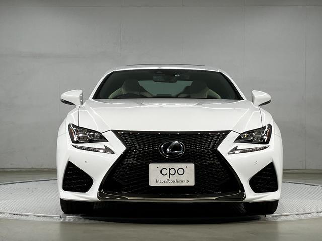 ＲＣ Ｆ ベースグレード　レクサスＵ－ＣＡＲ・１年保証・ＴＶＤ・プリクラッシュセーフティシステム・クリアランスソナー・ブラインドスポットモニター・リヤクロストラフィクアラート・ムーンルーフ付車　サンルーフ　革シート（3枚目）