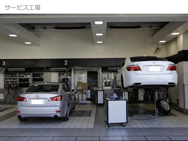 ＩＳ ＩＳ３００　バージョンＬ　認定中古車・２年保証・パノラミックビューモニター・ムーンルーフ付車　衝突被害軽減システム　ＥＴＣ　１９インチアルミホイール　オートクルーズコントロール　革シート　ドライブレコーダー　ＣＤ　メモリーナビ（27枚目）