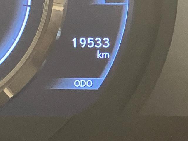 IS IS300h Fスポーツ 認定中古車・2年保証・ブライイドスポットモニター・リヤクロストラフィックアラート・クリアランスソナー&バックソナー・後席サイドエアバック・(15枚目)