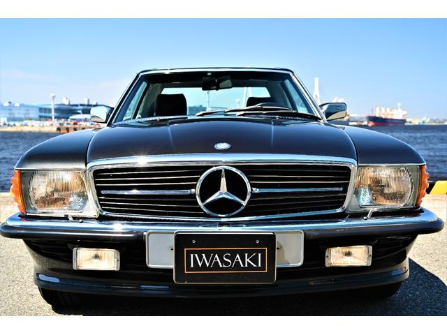 ＳＬ ５００ＳＬヨーロッパ　Ｒ１０７後期最終モデル５００ＳＬドイツ本国仕様新車並行法人禁煙屋根保管空調付きガレージ保管走行３．９万Ｋｍ黒本革黒幌未使用全整備記録簿（19枚目）