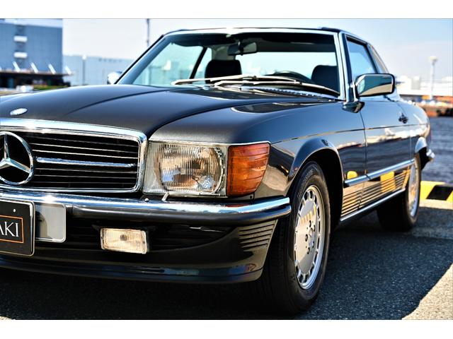 ＳＬ ５００ＳＬヨーロッパ　Ｒ１０７後期最終モデル５００ＳＬドイツ本国仕様新車並行法人禁煙屋根保管空調付きガレージ保管走行３．９万Ｋｍ黒本革黒幌未使用全整備記録簿（44枚目）