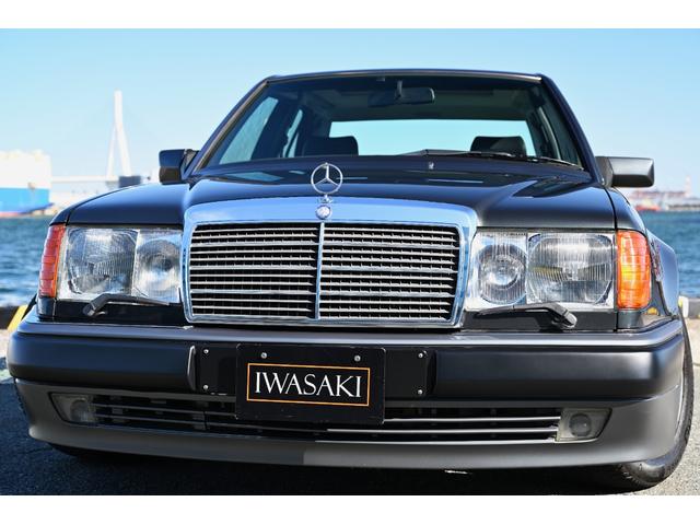 ５００Ｅ　ドイツ本国新車並行法人１オナ禁煙屋根保管走行６．８万Ｋｍブルーブラック＆黒本革ウォールナットウッドパネルスポーツステアリングタイヤ４本新品交換済(25枚目)