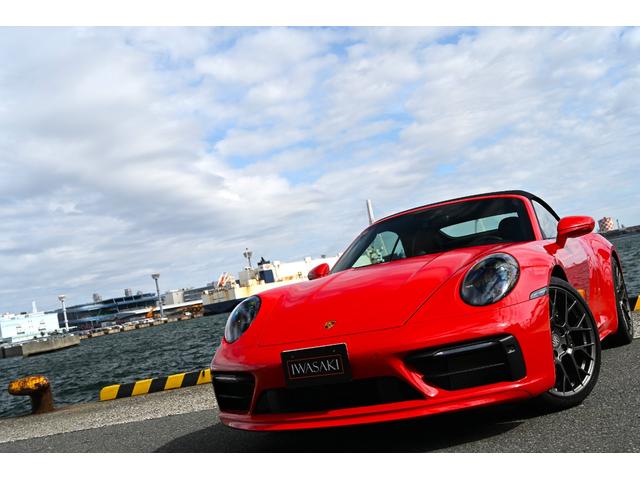 ９１１ ９１１カレラ４　カブリオレ　現行９９２カレラ４カブリオレ左ハンドル法人禁煙屋根保管走行０．４万Ｋｍガーズレッド＆ブラックフルレザーインテリアベンチレータースポクロスポエキＲＳスパイダー２０インチＬＥＤヘッドライト電動黒幌（29枚目）