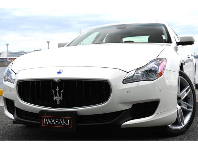 クアトロポルテ GT S 法人1オナ禁煙屋根保管走行0.9万Km右ハンドル正規ディーラー車ホワイト/サッビアフルレザーインテリアシートヒーターOPチターノ20インチアルミ純正HDDナビ地デジBluetoothオーディオBカメラ(17枚目)