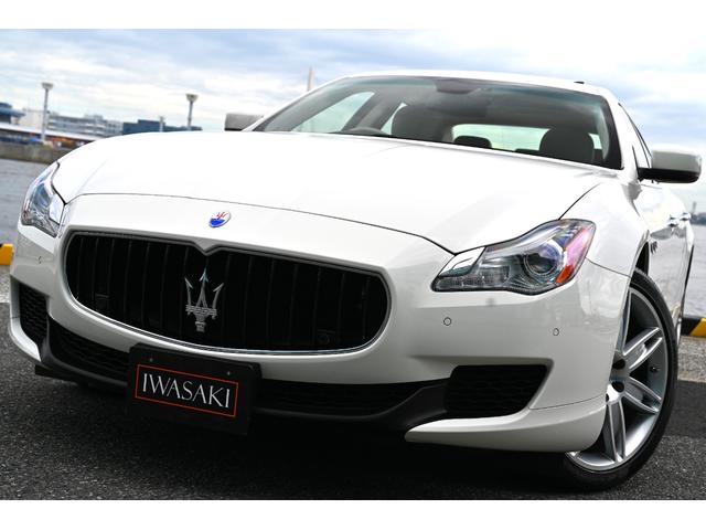 クアトロポルテ GT S 法人1オナ禁煙屋根保管走行0.9万Km右ハンドル正規ディーラー車ホワイト/サッビアフルレザーインテリアシートヒーターOPチターノ20インチアルミ純正HDDナビ地デジBluetoothオーディオBカメラ(25枚目)