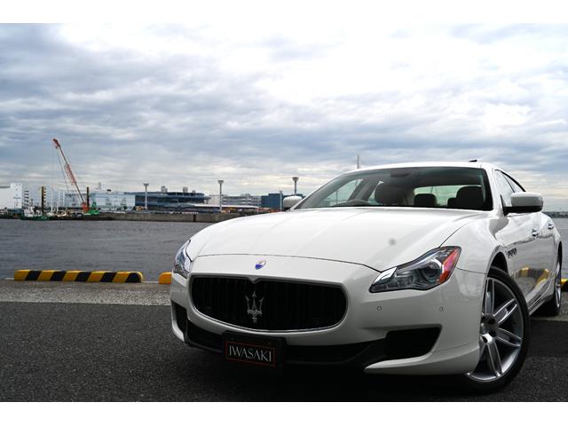 クアトロポルテ GT S 法人1オナ禁煙屋根保管走行0.9万Km右ハンドル正規ディーラー車ホワイト/サッビアフルレザーインテリアシートヒーターOPチターノ20インチアルミ純正HDDナビ地デジBluetoothオーディオBカメラ(27枚目)