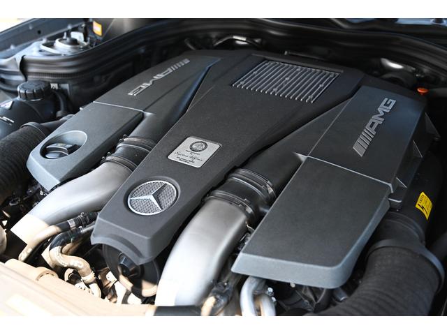 CLSクラス シューティングブレーク CLS63 AMG シューティングB エディション1 限定50台限定専用カラー限定専用カラーdesignoマグノアラナイトグレーdesignoプラチナホワイトパールAMG カーボンインテリアAMGパフォーマンスパッケージ鍛造19インチ全ディーラー整備車両(11枚目)