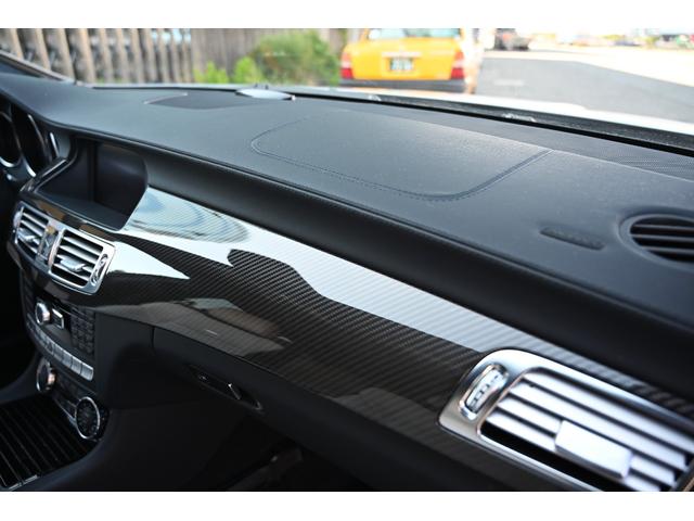 CLSクラス シューティングブレーク CLS63 AMG シューティングB エディション1 限定50台限定専用カラー限定専用カラーdesignoマグノアラナイトグレーdesignoプラチナホワイトパールAMG カーボンインテリアAMGパフォーマンスパッケージ鍛造19インチ全ディーラー整備車両(74枚目)