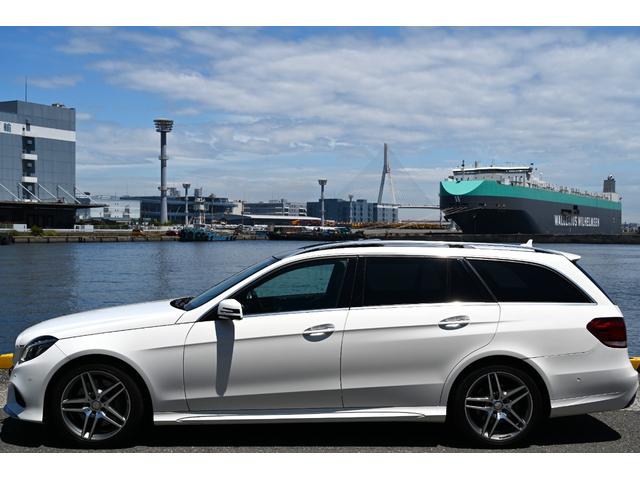 Eクラスステーションワゴン E350ブルテックステーションワゴンアバンG 法人オナ禁煙屋根保管後期モデルOPパノラマルーフOPAMGスポーツパッケージ(AMGエアロ・アルミ)黒本革シートヒーター本革巻きステア純正HDDナビ地デジBカメラ電動テールゲートOP360カメラ経済的(3枚目)
