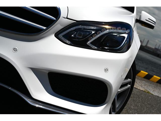 Eクラスステーションワゴン E350ブルテックステーションワゴンアバンG 法人オナ禁煙屋根保管後期モデルOPパノラマルーフOPAMGスポーツパッケージ(AMGエアロ・アルミ)黒本革シートヒーター本革巻きステア純正HDDナビ地デジBカメラ電動テールゲートOP360カメラ経済的(5枚目)